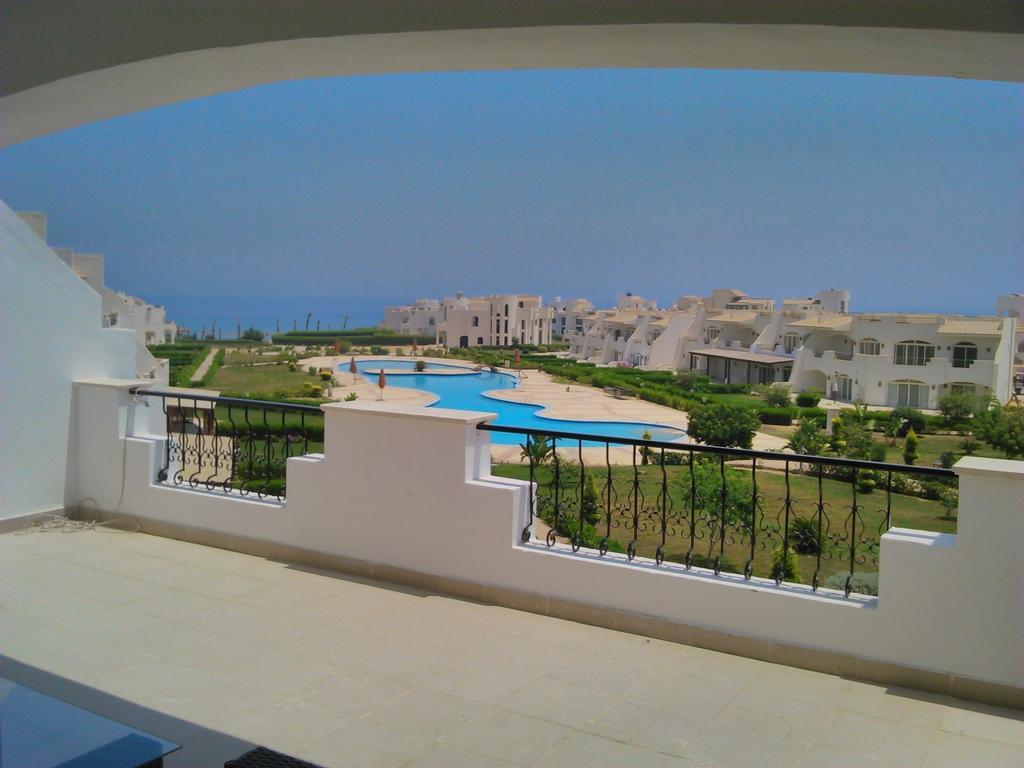 Three-Bedroom Apartment At Louly Beach Resort Ain Sukhna Cameră foto
