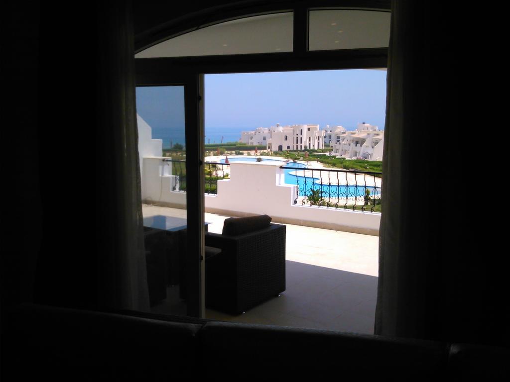 Three-Bedroom Apartment At Louly Beach Resort Ain Sukhna Cameră foto