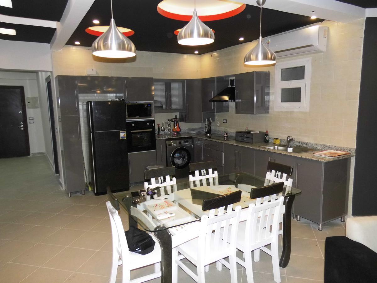 Three-Bedroom Apartment At Louly Beach Resort Ain Sukhna Exterior foto